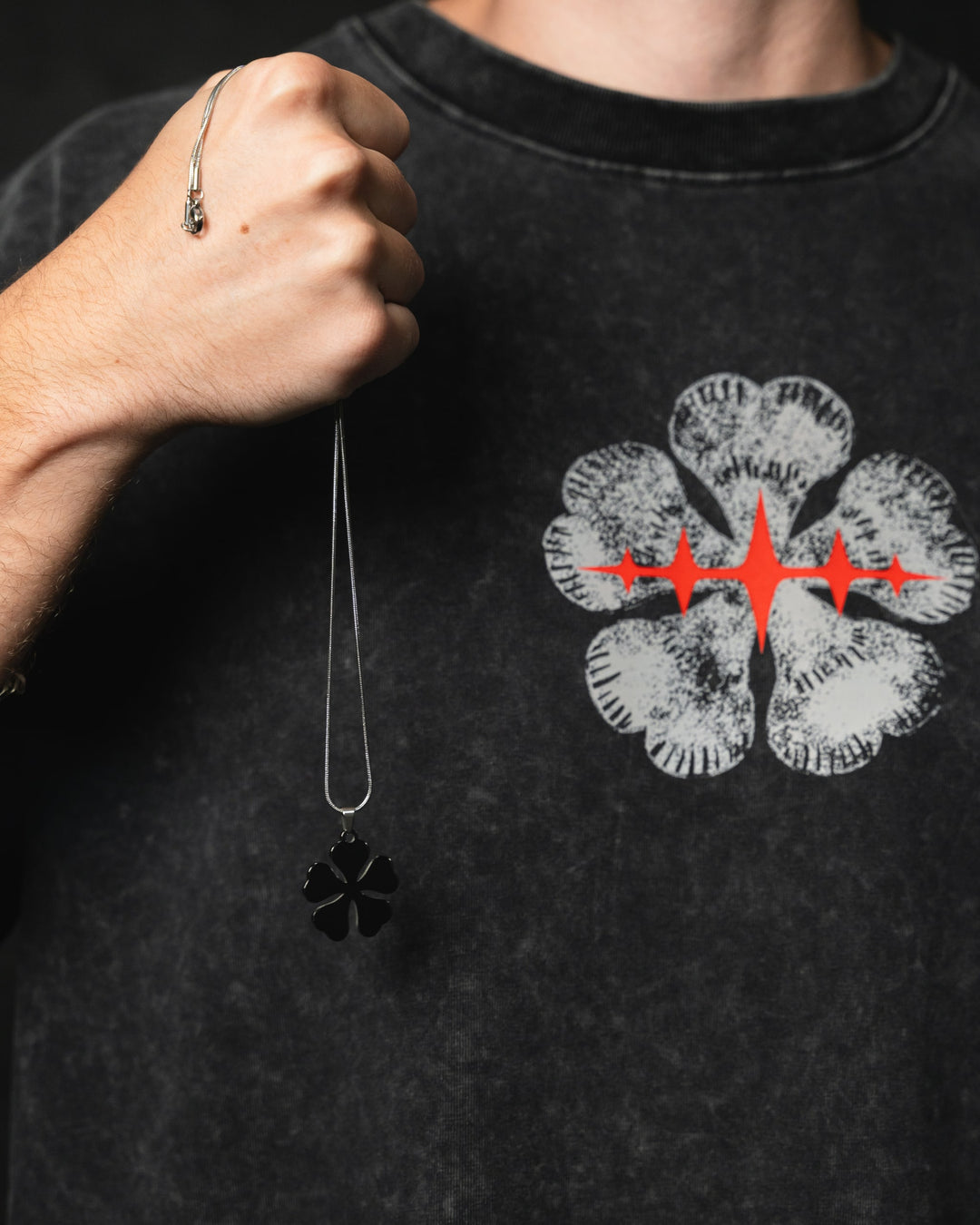 Five Leaf Clover Necklace by STEKU