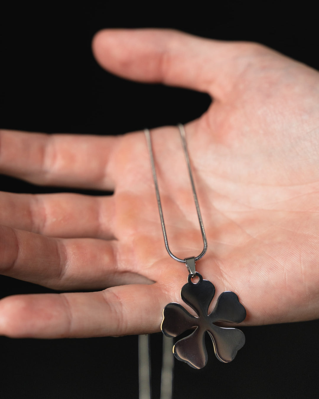 Five Leaf Clover Necklace by STEKU