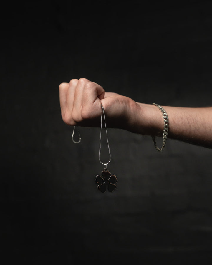 Five Leaf Clover Necklace by STEKU